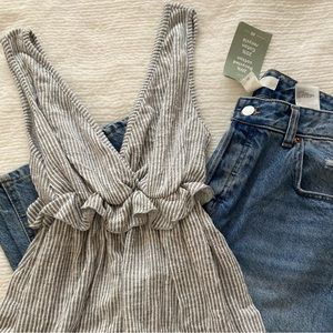 striped grey tank top | L | caution to the wind